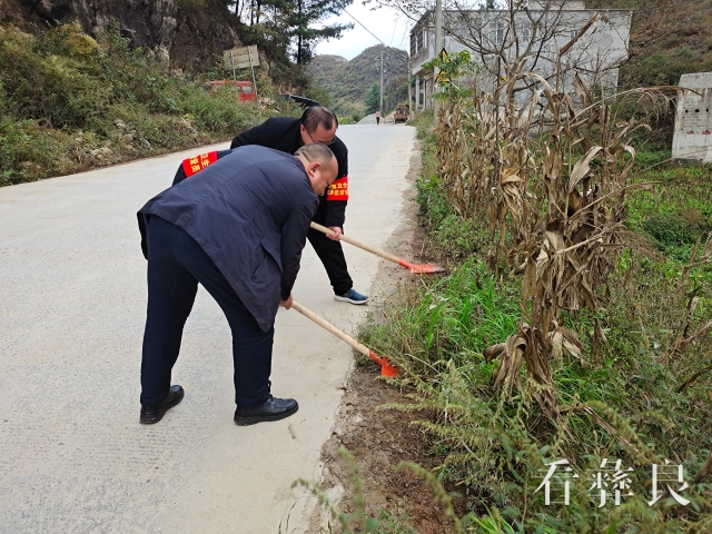 彝良县钟鸣镇：件件实事办在群众心坎上