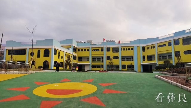 操场.jpg