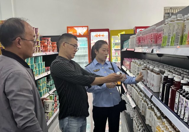校园周边.jpg